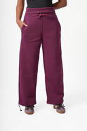 Trendy Sweatpants — Burgundy