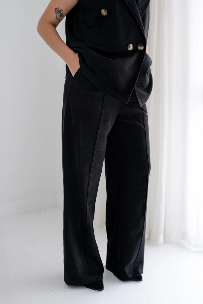 color_Black